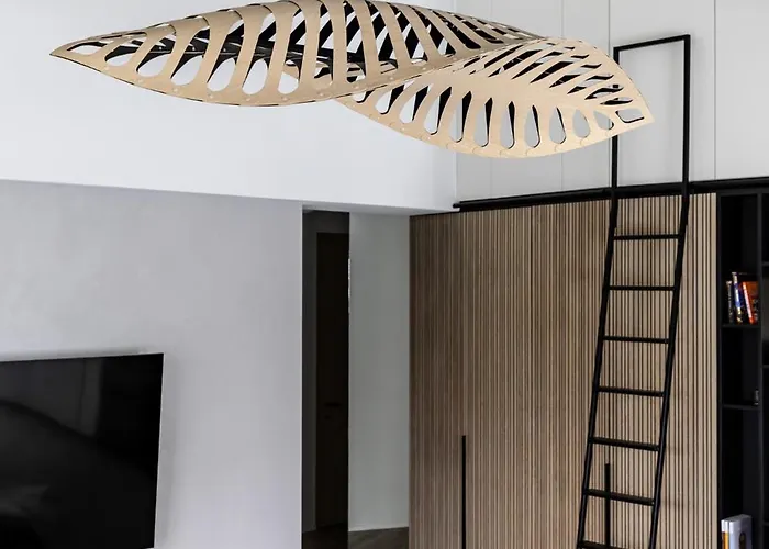 Apartment Penthouse In Old