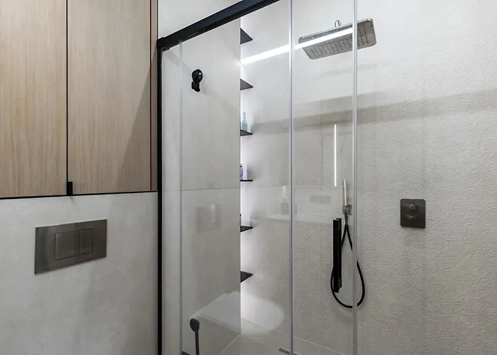 Penthouse In Old アパート *