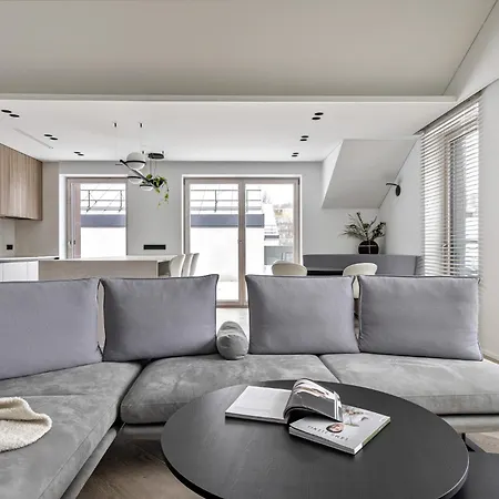 Апартаменты Penthouse In Old
